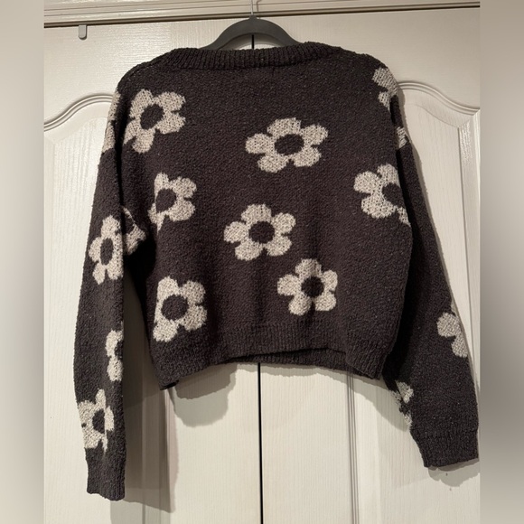 Altar’d State Charcoal Sweater with White Flowers - Size M? - Picture 3 of 3